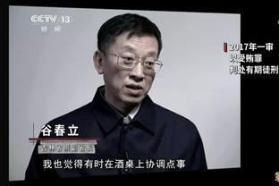 莱万单场西甲两次头球破门，上位做到的巴萨球员是2005年埃托奥